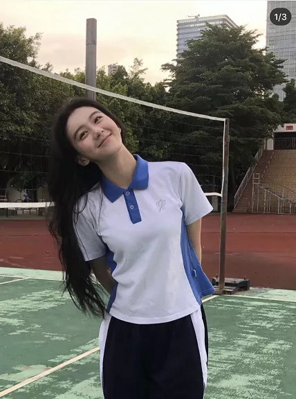 深圳校服是如何打破次元壁成为网红必备的？含穿搭教程哦~