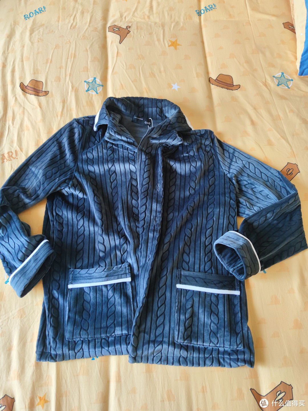 80多块买一套GXG海岛绒家居服