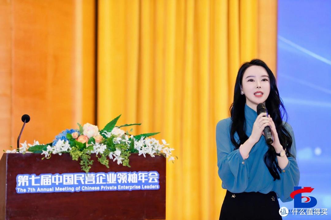 林琴：2024中国服装创新先锋，引领时尚新浪潮